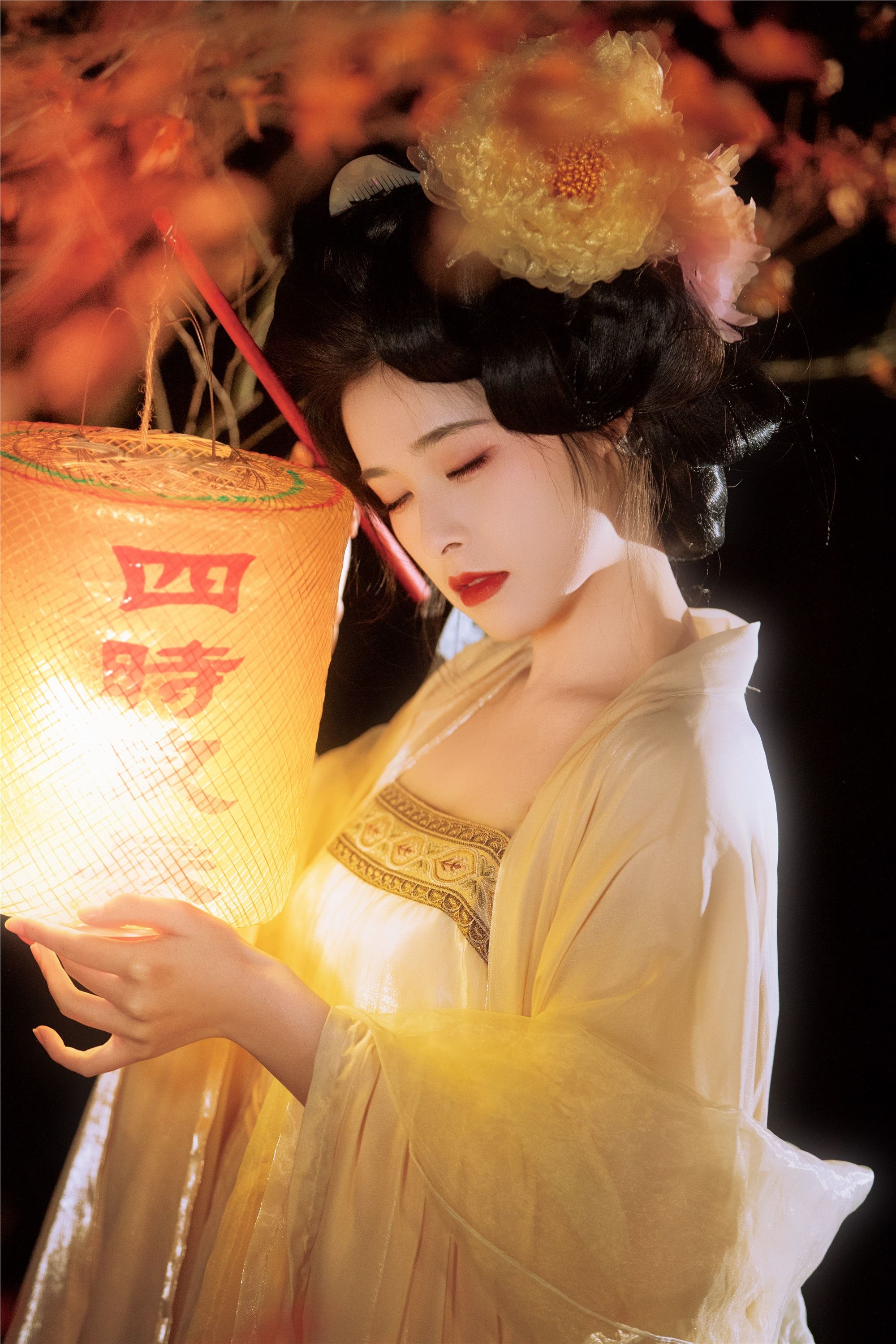 YITUYU 艺图语 2025.03.06 枫霜 恬恬圈圈